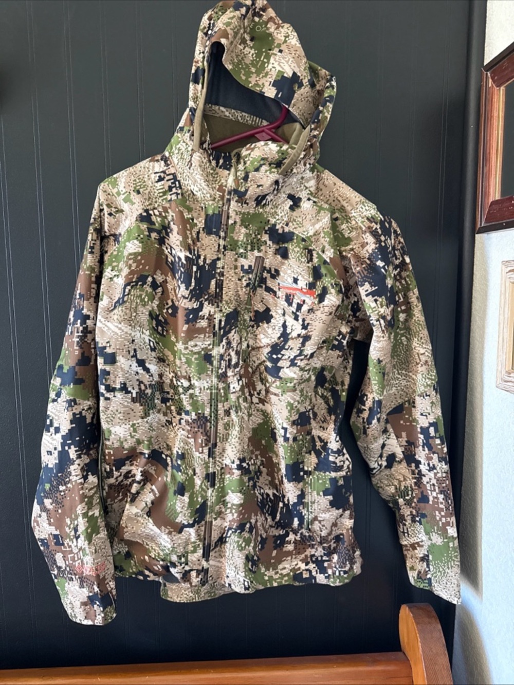 Women’s Sitka Camo Hooded Softshell Jacket - Multi Green